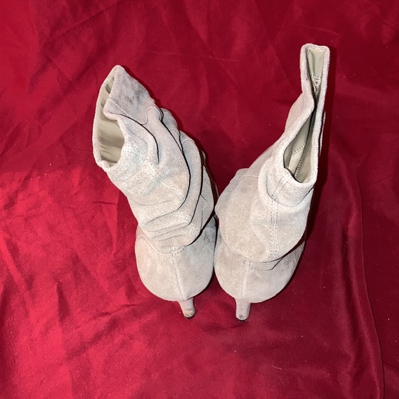 Boots - Picture 2 of 3